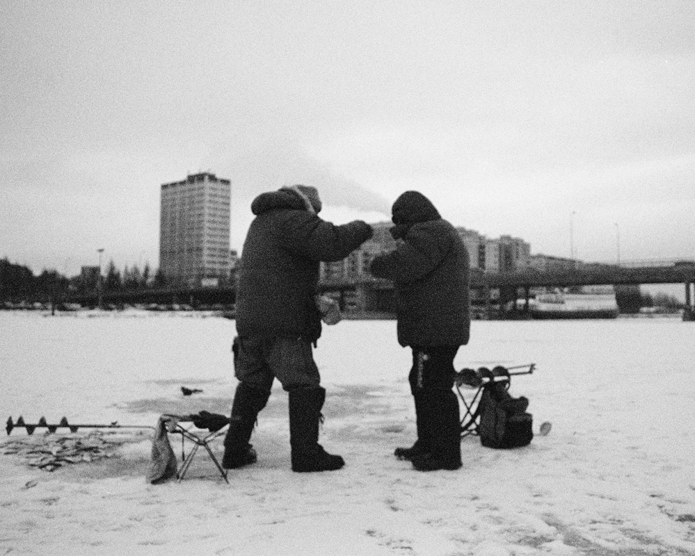 Helsinki_IceFishing_5